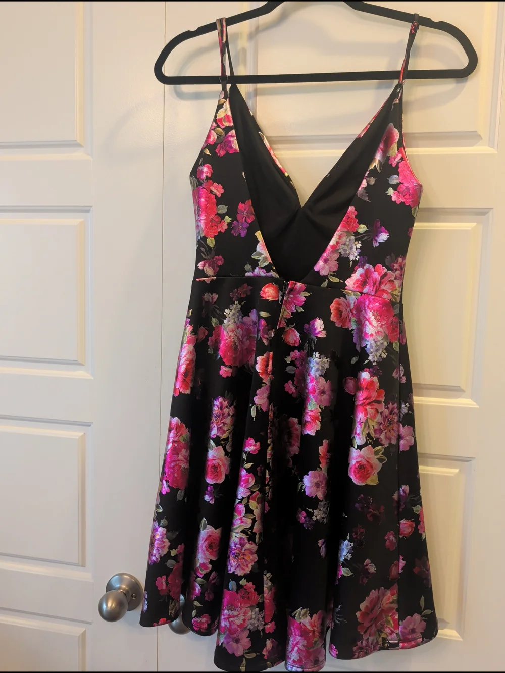 Dark Floral Fit & Flare Scuba Dress Size 5/6 Hoco Prom Party Metallic Black
